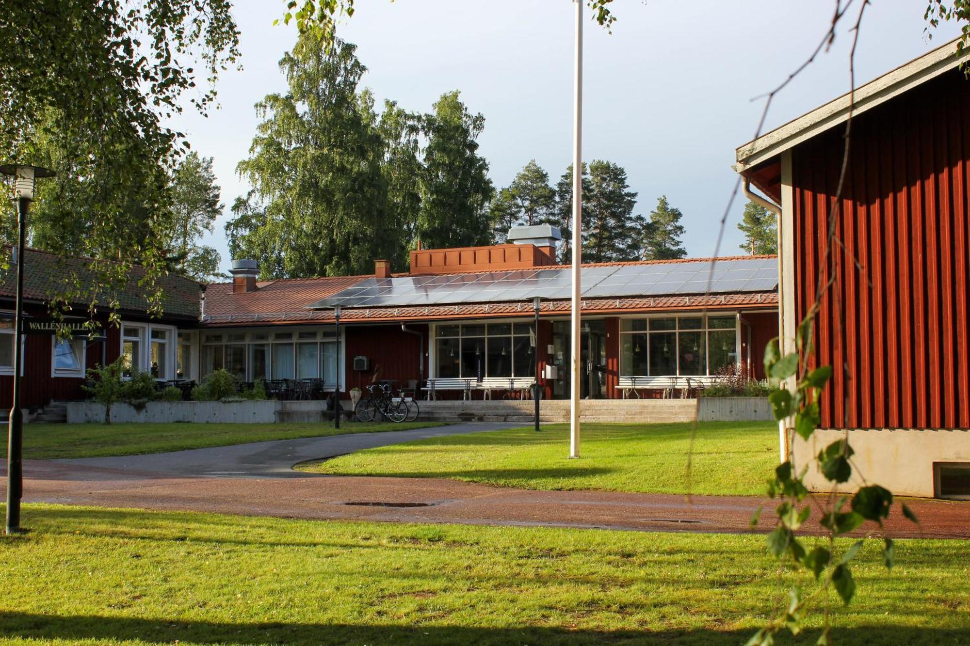 Leksands Folkhoegskola Esterno foto